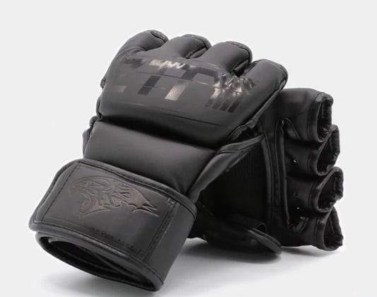 MMA Grappling Gloves High Quality PU Mateial MMA Fighting Half Gloves