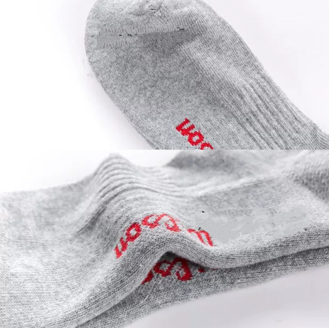 Wilson Sports Tennis Badminton Socks - Free Sizing
